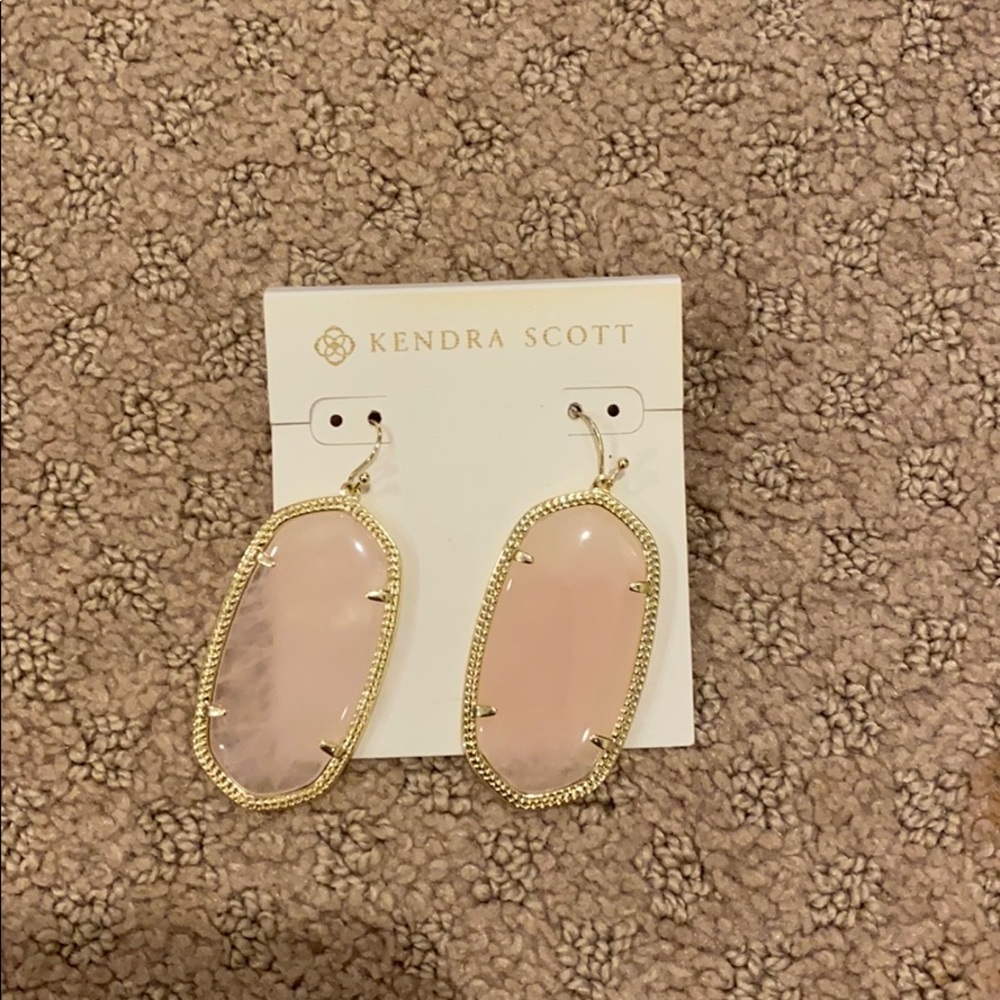 Brand new Kendra Scott earrings